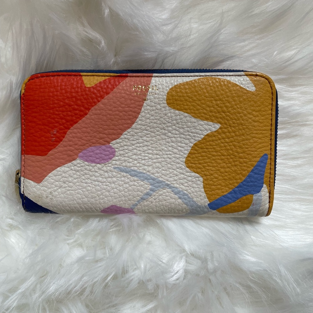 Medium Fossil Wallet/Clutch!!
